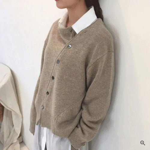 EB | Strickjacke mit Knöpfen für Den Frühling