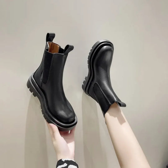 EB | Retro Stiefel mit Dickem Quadratischen Absatz