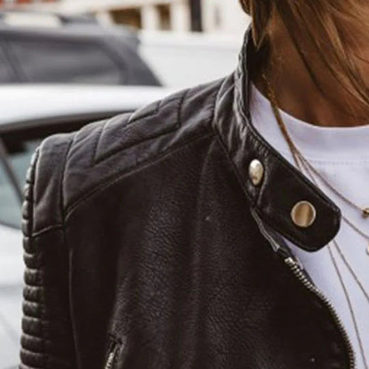EB | Motorradjacke aus schwarzem Kunstleder für Frauen