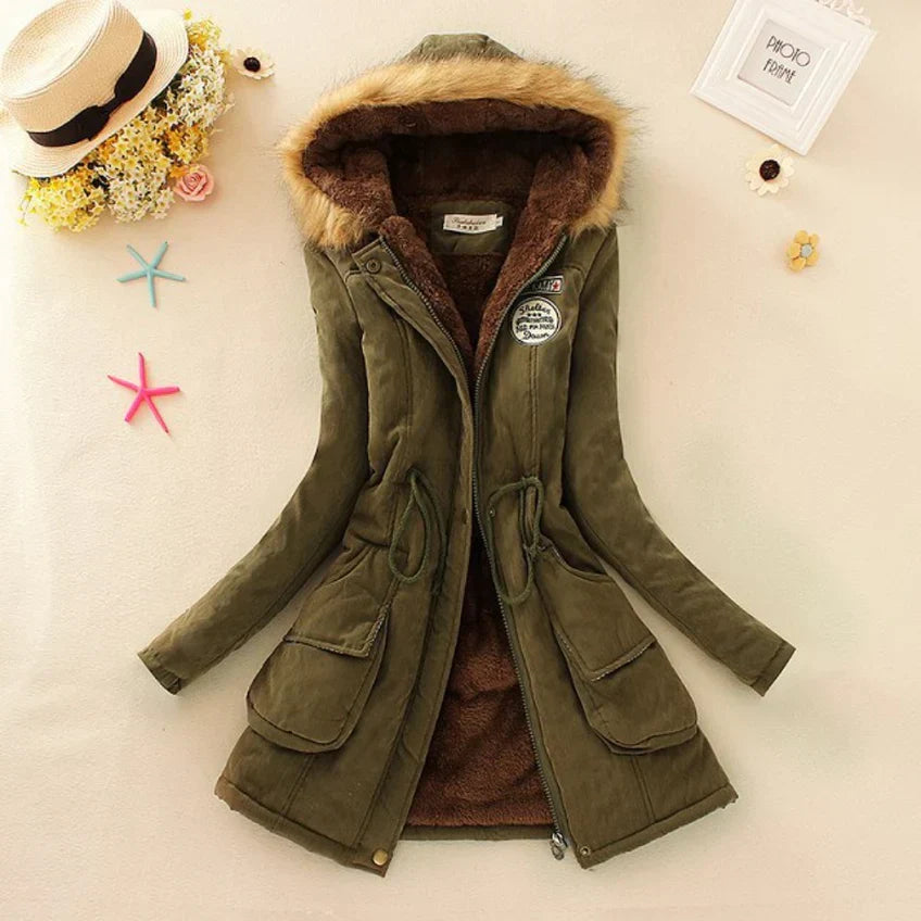 EB | Gefütterte Winterjacke mit Verstellbarem Bund und Kapuze für Frauen