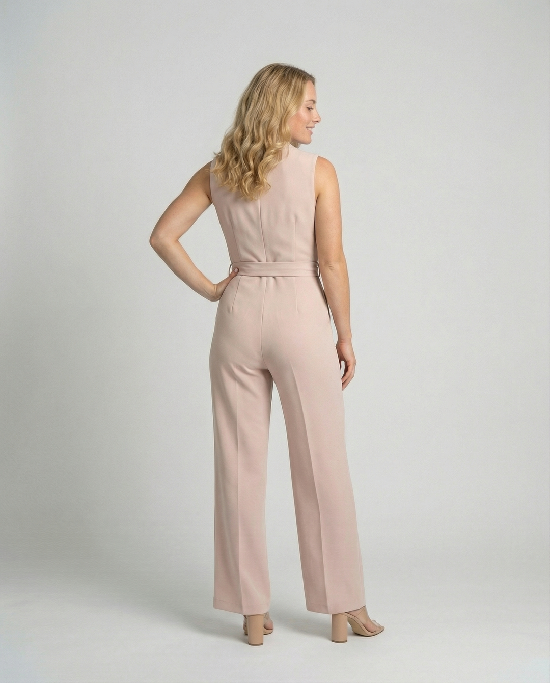 EB | Jumpsuit Elegante Silhouette Aus Edlem Stoff
