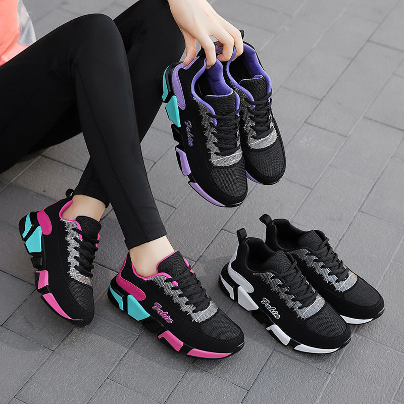 Damen Sportliche Sneakers mit atmungsaktivem Mesh-Obermaterial und rutschfestem Profil EB