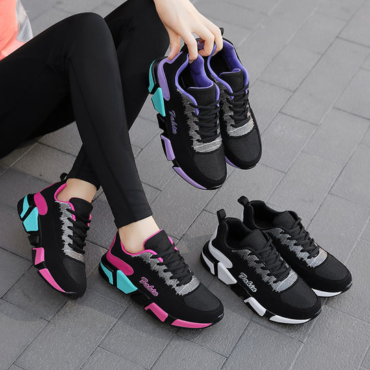 Damen Sportliche Sneakers mit atmungsaktivem Mesh-Obermaterial und rutschfestem Profil EB