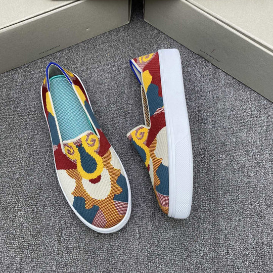 Damen Modische Slip-On Sneakers mit kreativem Muster EB