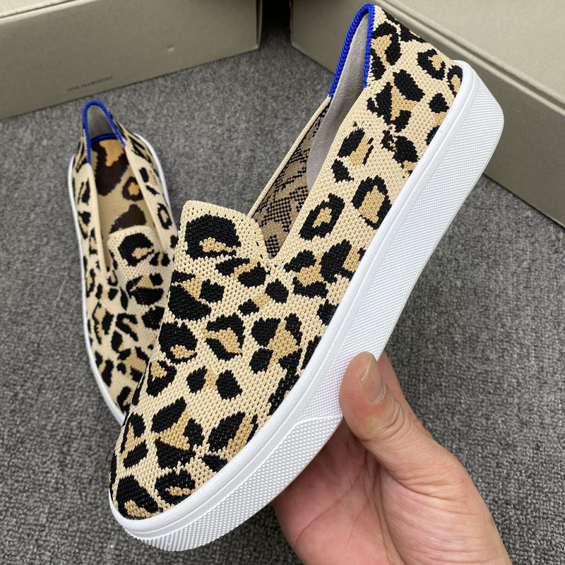 Damen Modische Slip-On Sneakers mit kreativem Muster EB