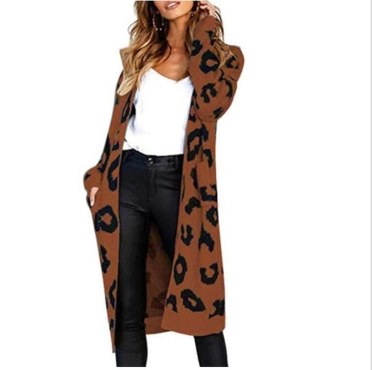 Damen Langstrickjacke mit trendigem Leopardenmuster EB