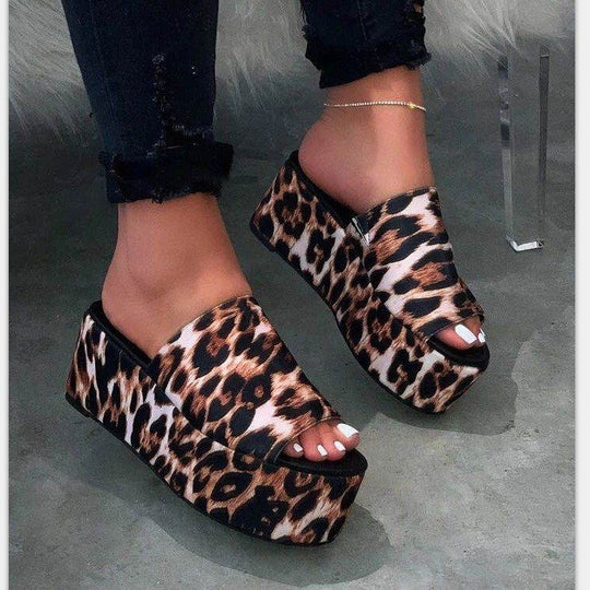 Damen nan Plateau-Mule mit Leopardenprint, offener Zehenpartie und gepolstertem Komfortfußbett EB
