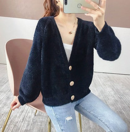 Damen Flauschige Strickjacke mit großen Knöpfen und voluminösen Ärmeln EB
