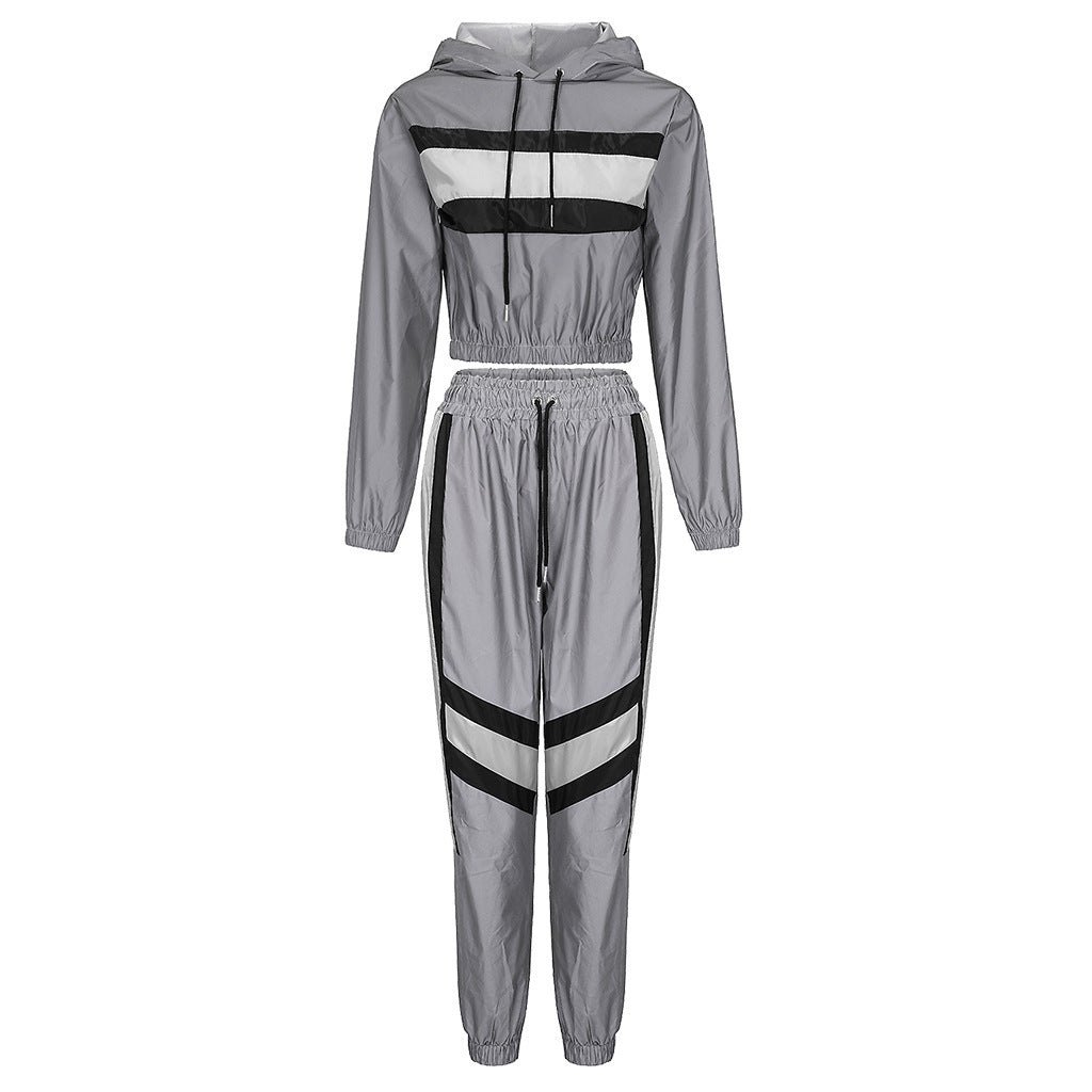 Damen cropped Kapuzenpullover im sportlichen Stil mit Kontraststreifen EB