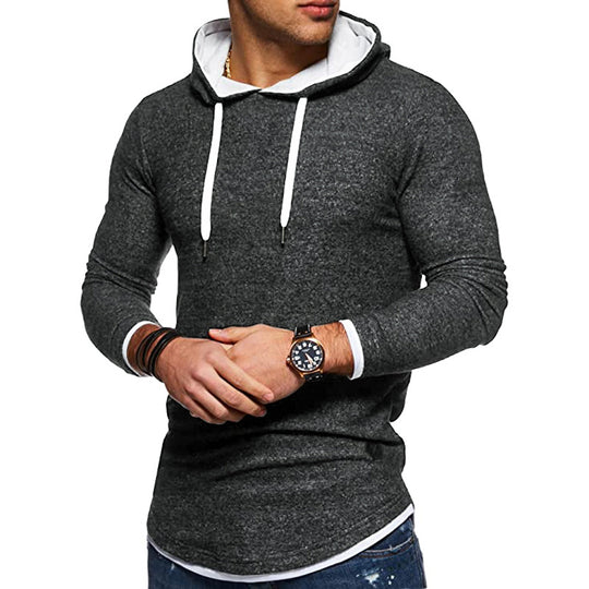 Herren Sweatshirt mit innovativem Layering-Design und kontrastierender Kapuze EB