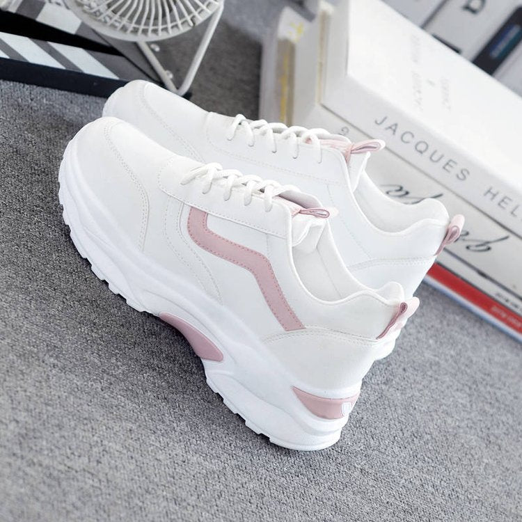 Damen Sportliche Sneaker mit gepolsterter Laufsohle und atmungsaktivem Obermaterial EB