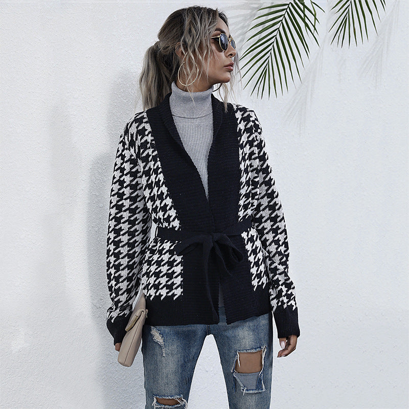 Damen Stilvolle Strickjacke mit Bindegürtel im Hahnentritt-Muster EB