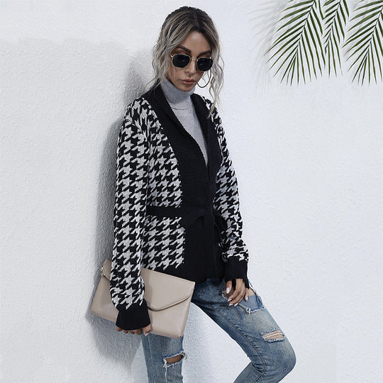 Damen Stilvolle Strickjacke mit Bindegürtel im Hahnentritt-Muster EB