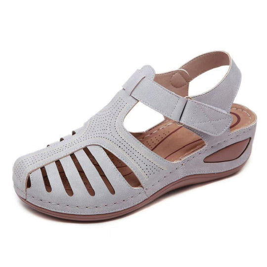 Damen Bequeme luftige Sandalen mit modischen Cut-Outs EB