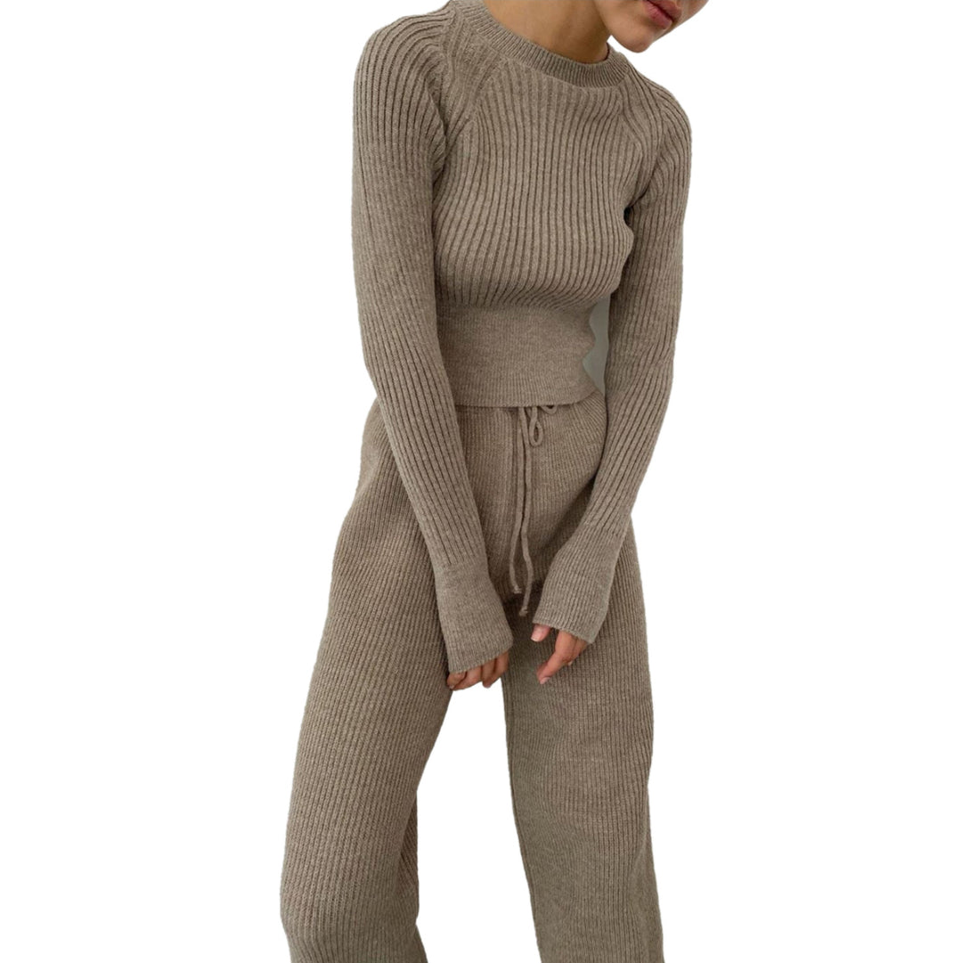 Damen Rippstrickanzug mit weitem Bein und hohem Schnitt EB