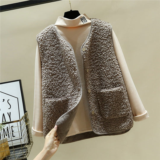 Damen kuschelige Teddyweste mit Druckknopf und aufgesetzten Taschen EB