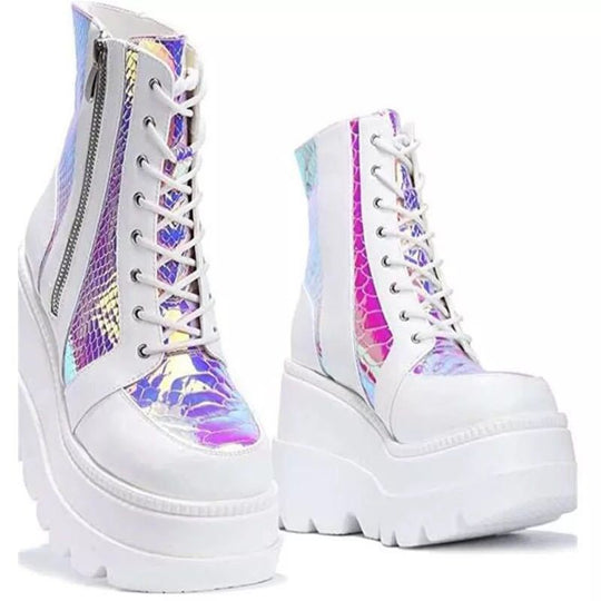 Damen Hochformatige Plateau-Schnürstiefel mit Kunstleder und reflektierenden Akzenten EB