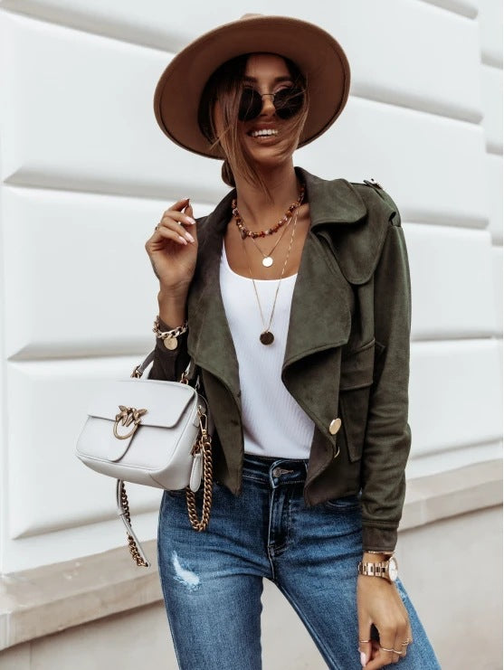 Damen Cropped Velourslederjacke mit weitem Revers und goldenen Zierknöpfen EB