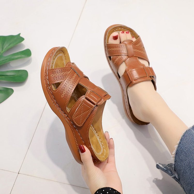 Damen Komfortable Clogs mit modischem Riemendesign EB