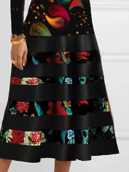 Damen Strickkleid mit hohem Kragen und floralem Saum EB