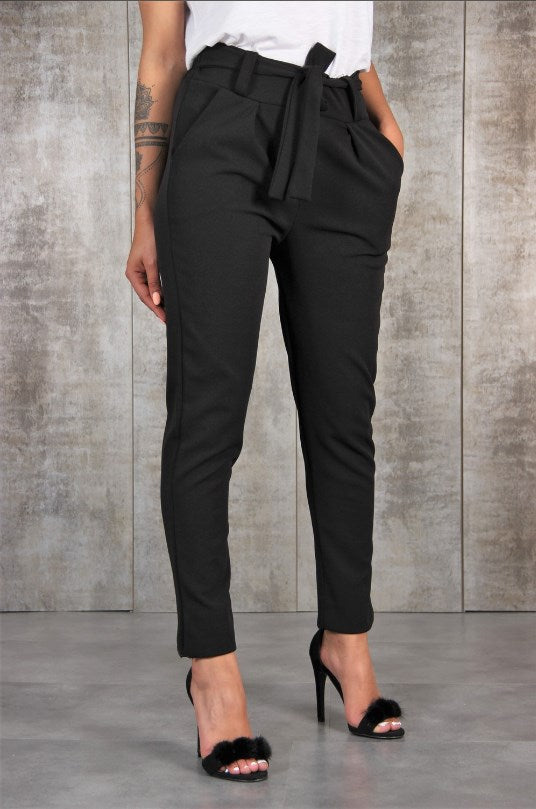Damen nan taillierte Paperbag-Hose mit Bindegürtel und schmalem Bein EB