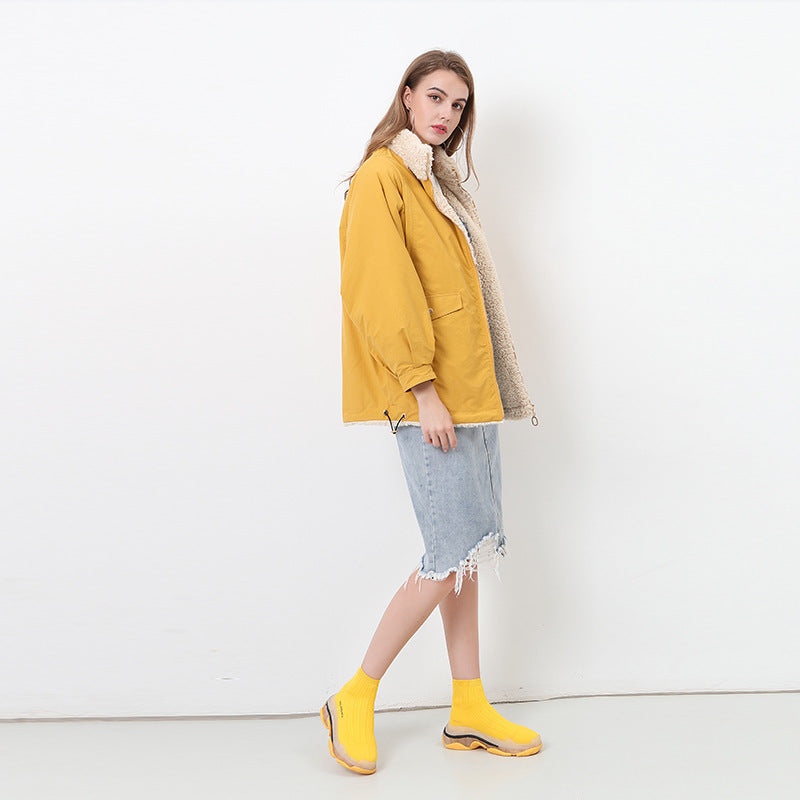 Damen Kuschelige und warme Outdoorjacke mit hohem Kragen EB