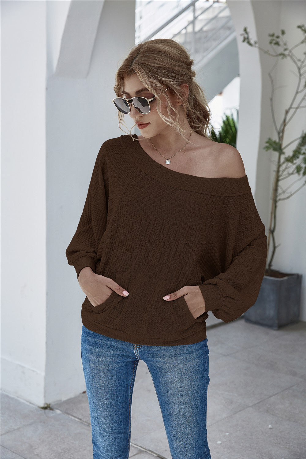 Damen lässiger Pullover mit oversized Schnitt und Taschen EB