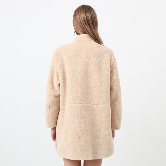 Damen Flauschige Fleecejacke mit elegantem Schnitt und praktischen Taschen EB