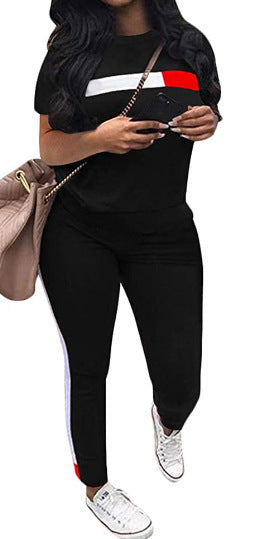 Damen Sportliches Set aus Kurzarmshirt und Jogginghose EB