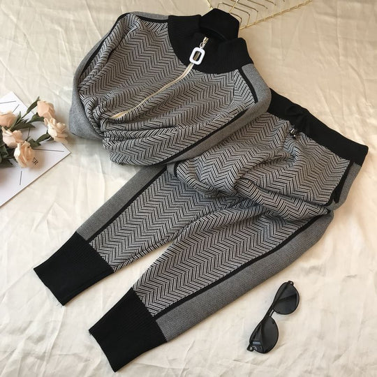 Damen modisches Strick-Loungewear-Set mit geometrischem Muster und elegantem Reißverschluss EB