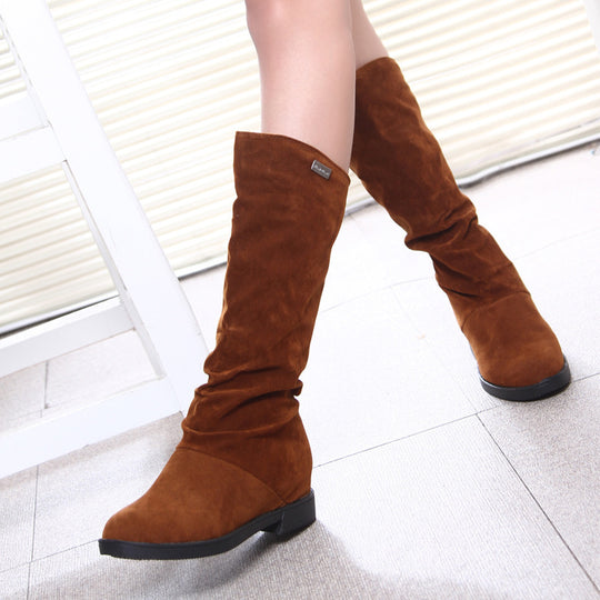 Damen Elegante und gemütliche Stiefel aus weichem Veloursleder EB