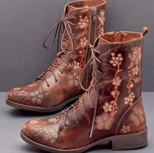 Damen bestickte Combat-Stiefelette mit floralem Stickmotiv, seitlicher Reißverschluss und gepolstertem Komfortfußbett EB