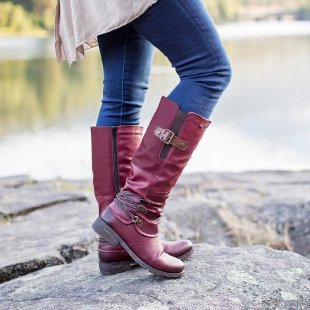 Damen nan wadenhohe Stiefel in Lederoptik mit verstellbaren Zierriemen und profilierter Gummisohle EB