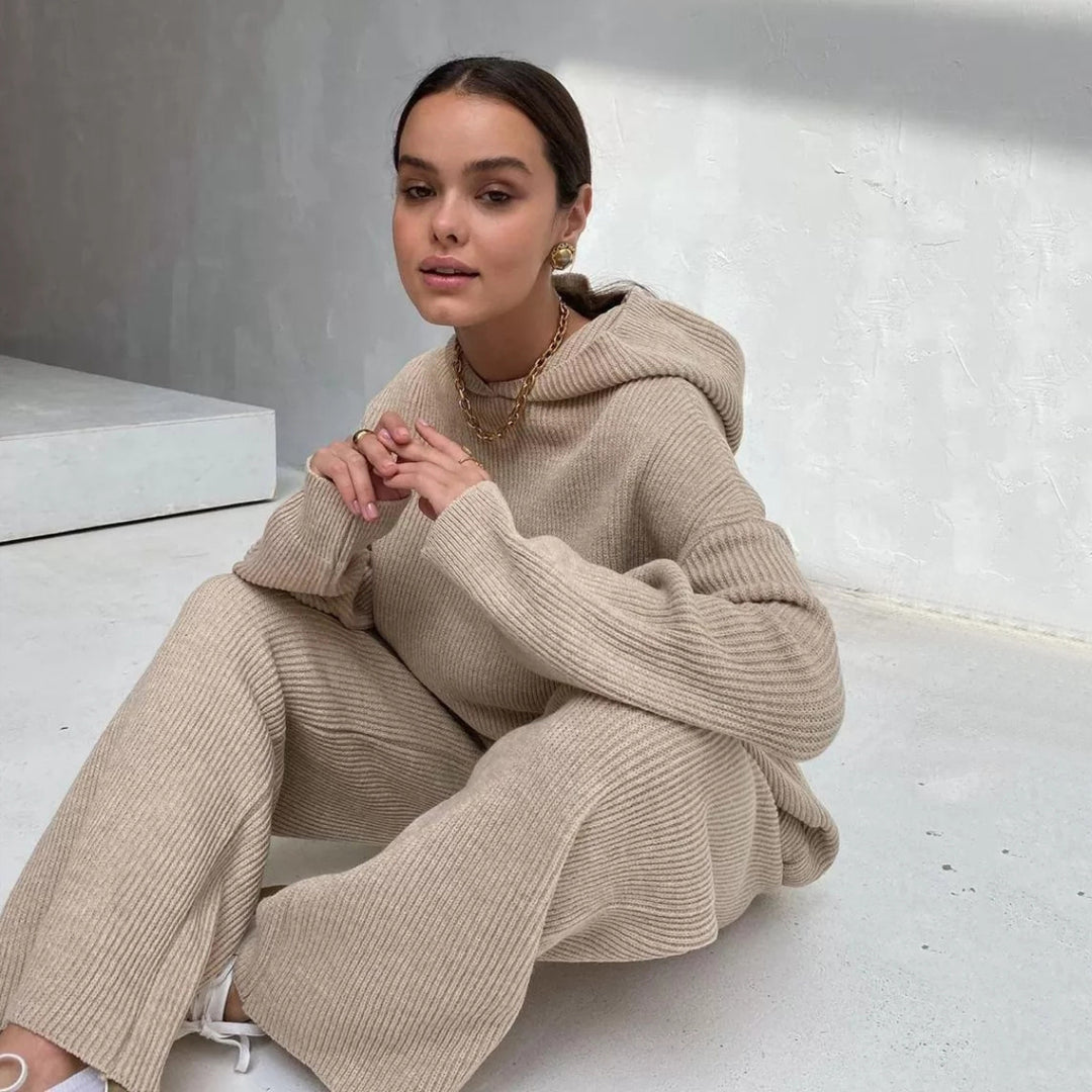Damen bequemer Kapuzenpullover mit passender Jogginghose EB