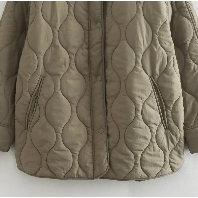 EB | Bequemes Rundhals gepolstertes Jacket mit Knöpfen Ideal für Herbst/Winter