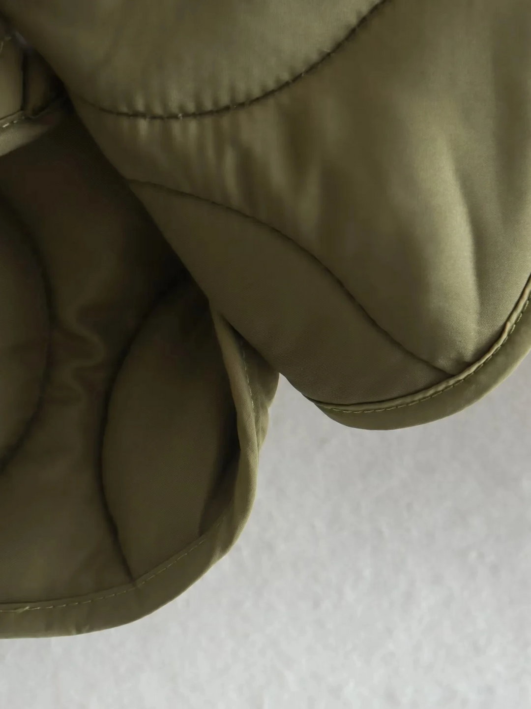EB | Gepolsterte Jacke Damen, Leichtes Übergröße Modell mit Taschen, Knopfverschluss