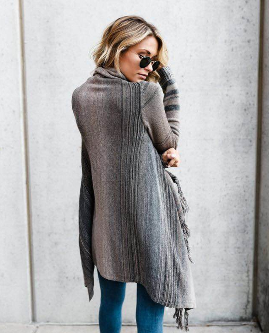 EB | Herbst und Winter Mittellange Strickjacke