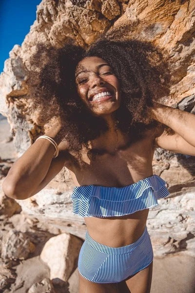 Damen Bandeau-Bikini mit modischen Rüschendetails EB