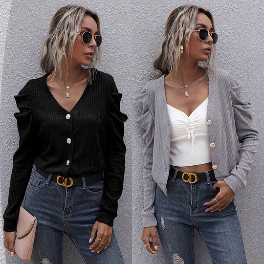 Damen Strickjacke mit dekorativen Knopfdetails und voluminösen Ärmeln EB