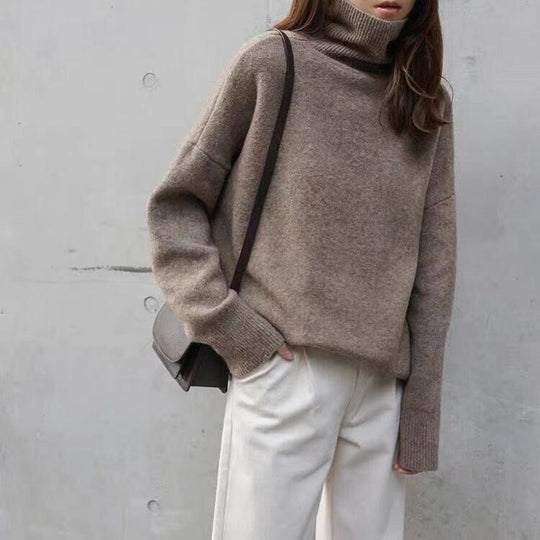 Damen Oversized Rollkragenpullover aus weichem Material EB