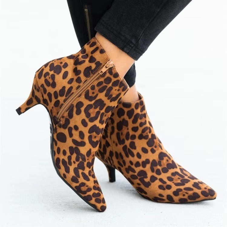 Damen Stiefeletten mit elegantem Pfennigabsatz und moderner Ankle-Optik EB