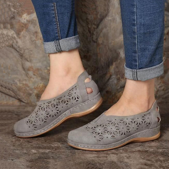 Damen bequeme Clogs mit modischem Perforationsdesign und ergonomischer Fußbettung EB
