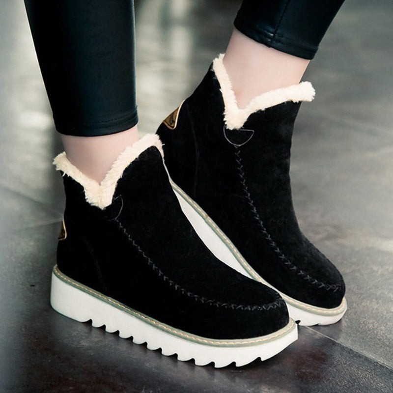 Damen Mokassin Stiefel mit kuscheligem Innenfutter und modischen Akzenten EB