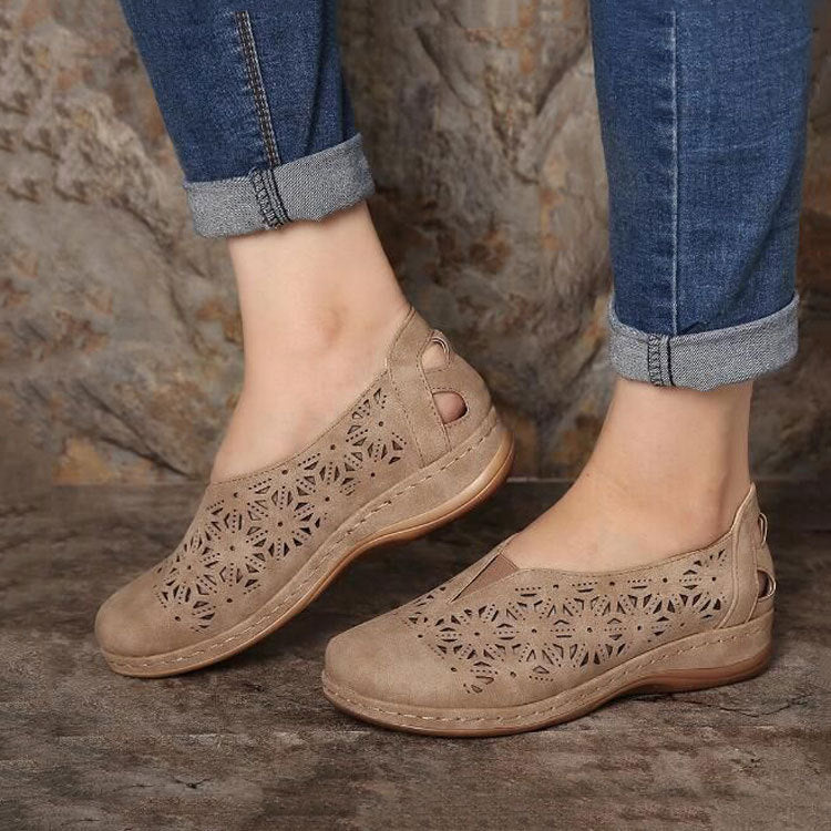 Damen bequeme Clogs mit modischem Perforationsdesign und ergonomischer Fußbettung EB