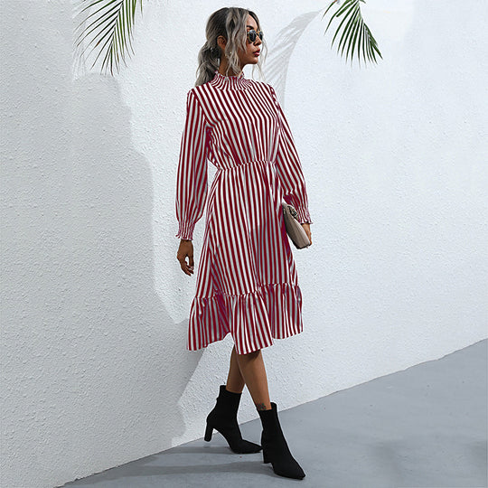 Damen Langarm-Puffärmelkleid mit Rüschensaum EB