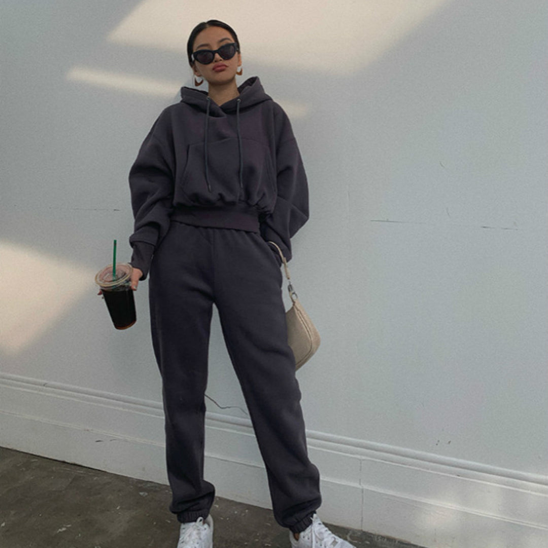 Damen nan kuscheliges kurzes Kapuzenpullover- und hochgeschnittene Jogginghose Set EB