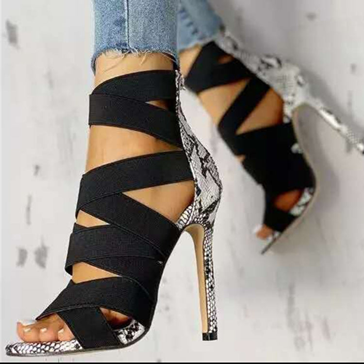 Damen elegante High Heel Sandalen mit kunstvollem Kreuzriemen-Design EB