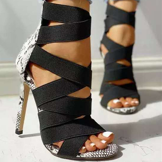 Damen elegante High Heel Sandalen mit kunstvollem Kreuzriemen-Design EB