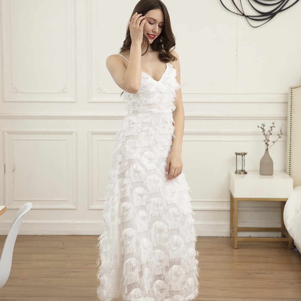 Damen Maxikleid mit trendigen Fransen und verführerischem V-Ausschnitt EB
