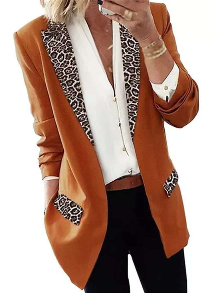 Damen Blazer mit modischen Leopardenapplikationen EB